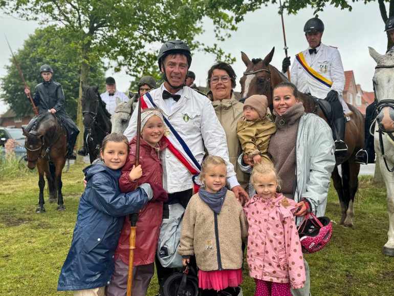 Erik Jensen beim Königsringreiten des Westerlandföhrer Ringreitervereins in Oldsum auf Föhr.
