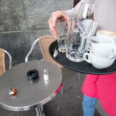 Im Norden beginnen die Tarifverhandlungen für das Hotel- und Gaststättengewerbe. (Symbolbild)