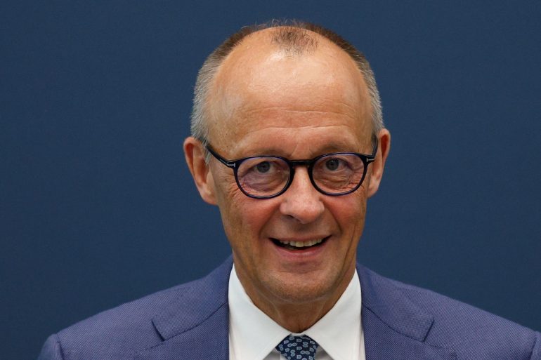 Kanzler Merz freut sich über den kanadischen U-Boot-Auftrag. (Archivbild)