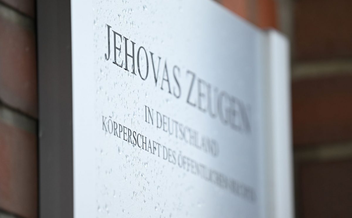 Die Zeugen Jehovas sind in Deutschland als Körperschaft öffentlichen Rechts anerkannt. (Archivbild)