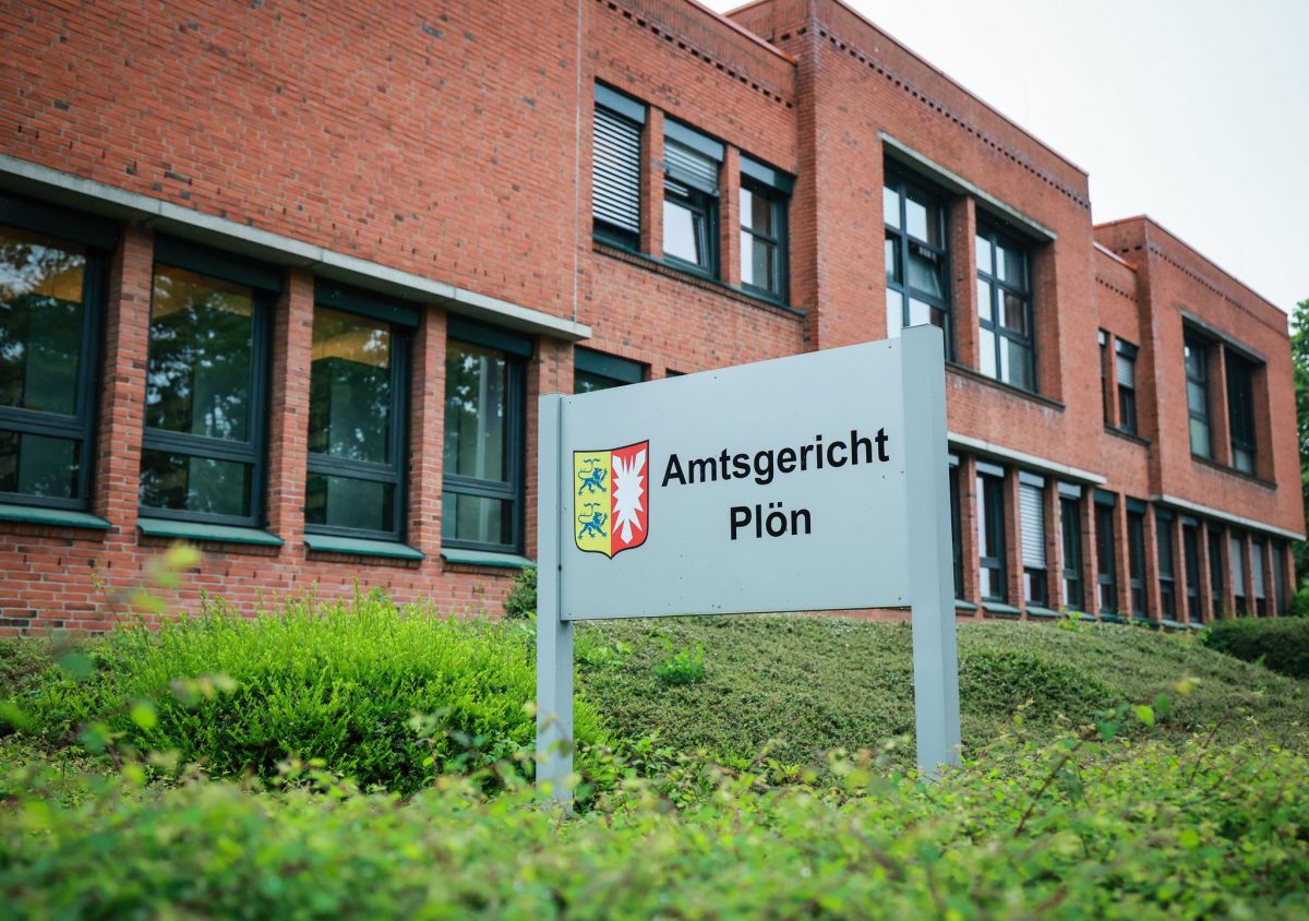 Die Gerichte in Schleswig-Holstein haben 2025 weniger Straftäter verurteilt als ein Jahr zuvor.