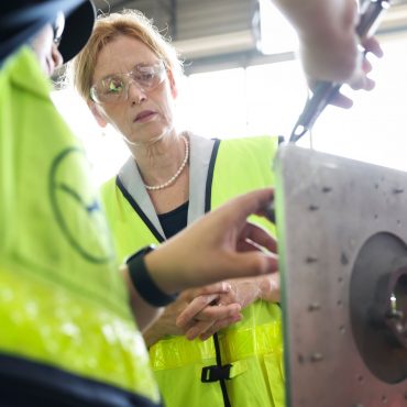 Prien sieht die Luftfahrt als eine der Schlüsselbranchen für die Zukunft.