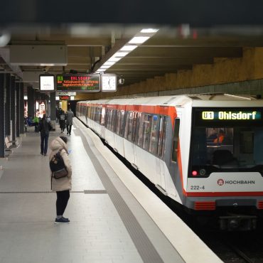 Die U1 wird vom 13. Juli bis zum 14. Oktober zwischen den Stationen Lattenkamp und Fuhlsbüttel Nord gesperrt. (Archivbild)