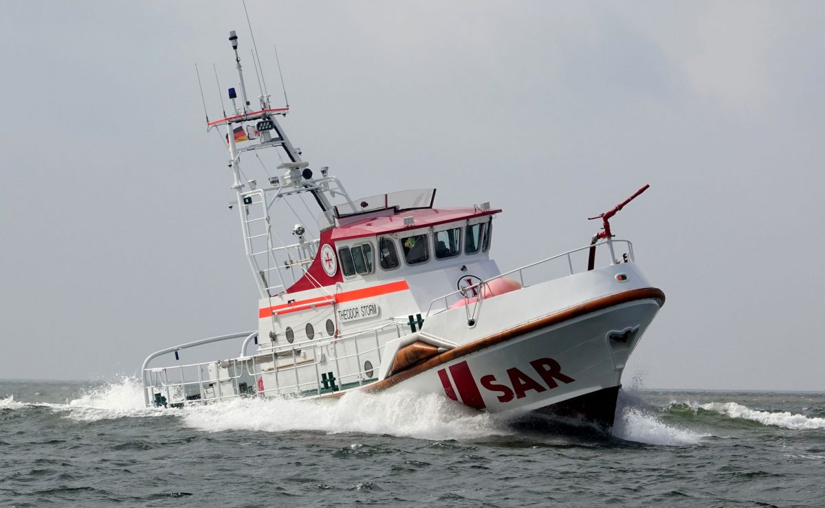 Nach einem Brand auf der Insel Trischen haben die Seenotretter aus Büsum den Vogelwart der kleinen Nordseeinsel in der Meldorfer Bucht in Sicherheit gebracht. (Symbolbild)