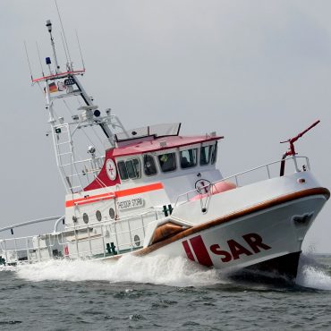 Nach einem Brand auf der Insel Trischen haben die Seenotretter aus Büsum den Vogelwart der kleinen Nordseeinsel in der Meldorfer Bucht in Sicherheit gebracht. (Symbolbild)