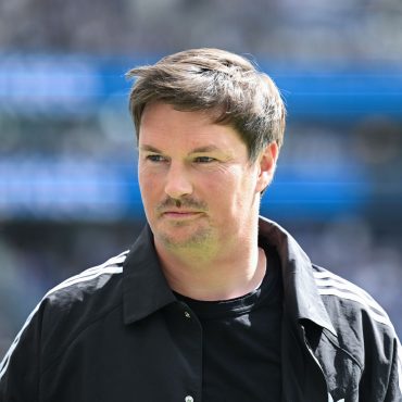 Machte mit seiner Mannschaft Kinder froh: HSV-Cheftrainer Merlin Polzin (Archivbild)