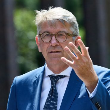 Die von Weimer geplanten Kürzungen bei der Bundesförderung des Reeperbahnfestivals stoßen in Hamburg auf scharfe Kritik. (Archivbild)