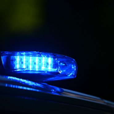 Ein E-Scooter-Fahrer flüchtete in Flensburg vor der Polizei. (Symbolbild)