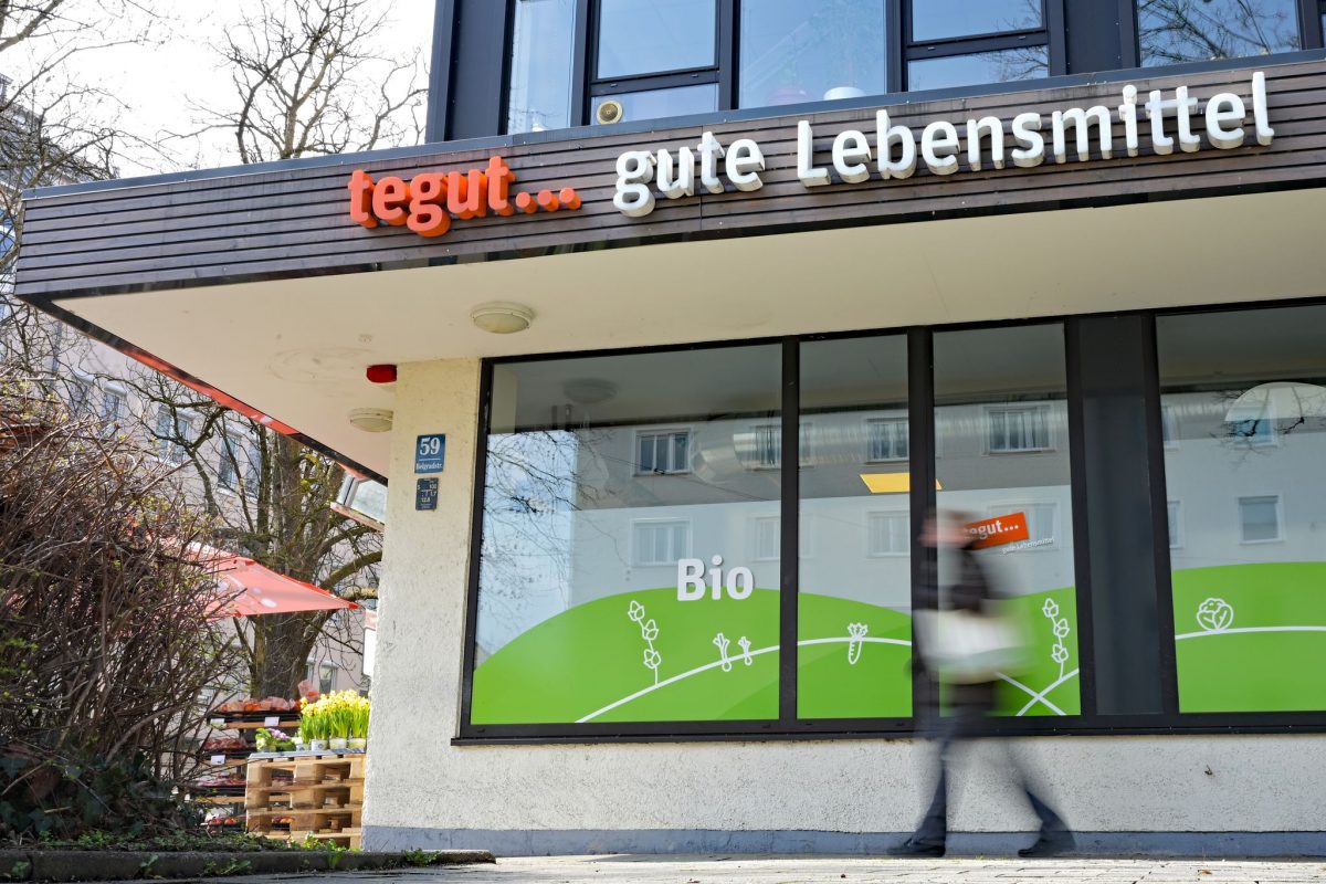 Rund 200 Tegut-Supermärkte will der Lebensmitteleinzelhändler Edeka übernehmen, die Rewe-Gruppe bis zu 40 Filialen. (Archivbild)