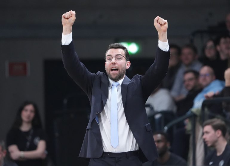 Darf sich über den nächsten Neuen bei den Towers Hamburg freuen: Chefcoach Benka Barloschky. (Archivbild)