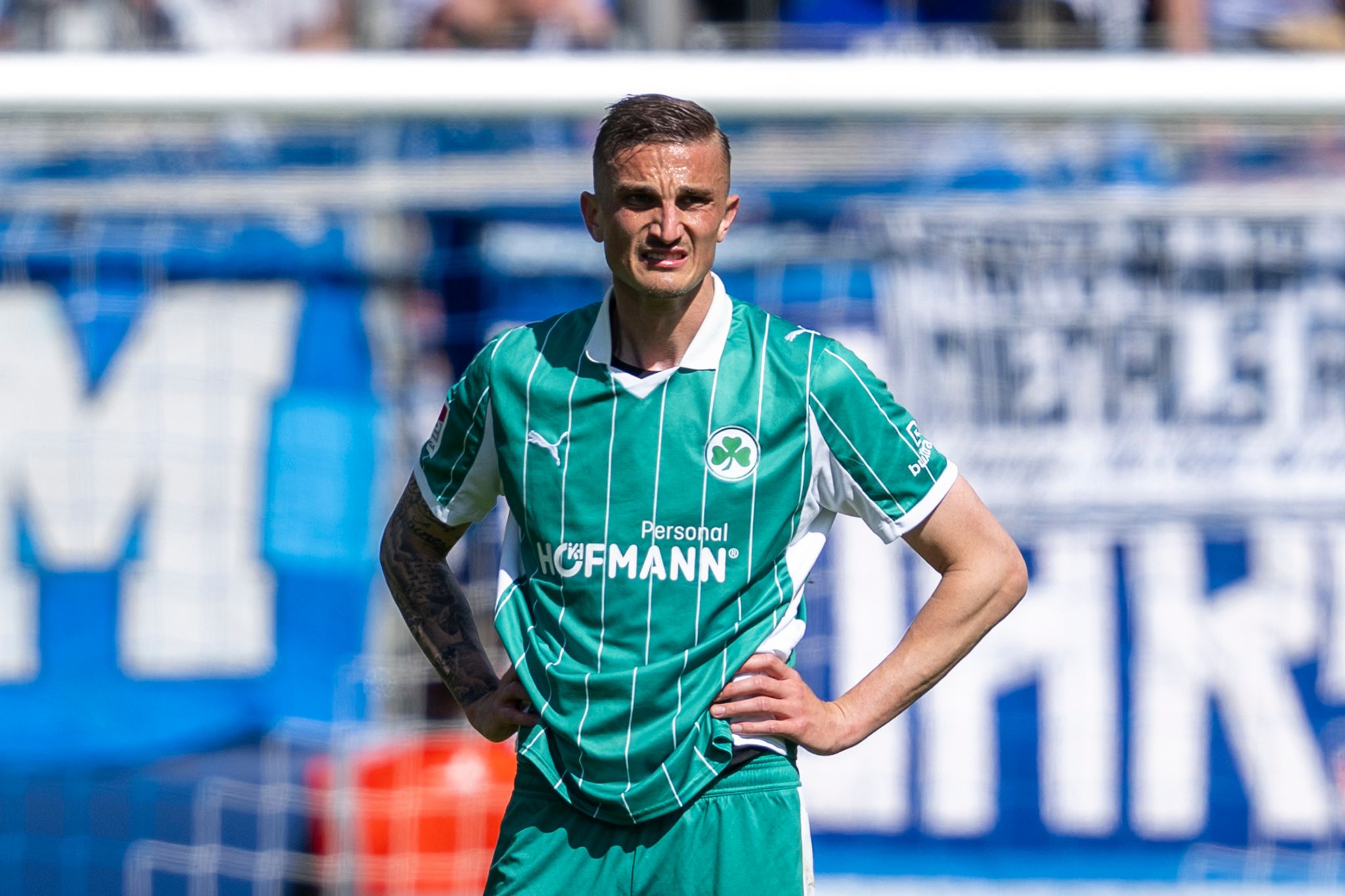 Philipp Ziereis verabschiedet sich aus Fürth. (Archivbild)