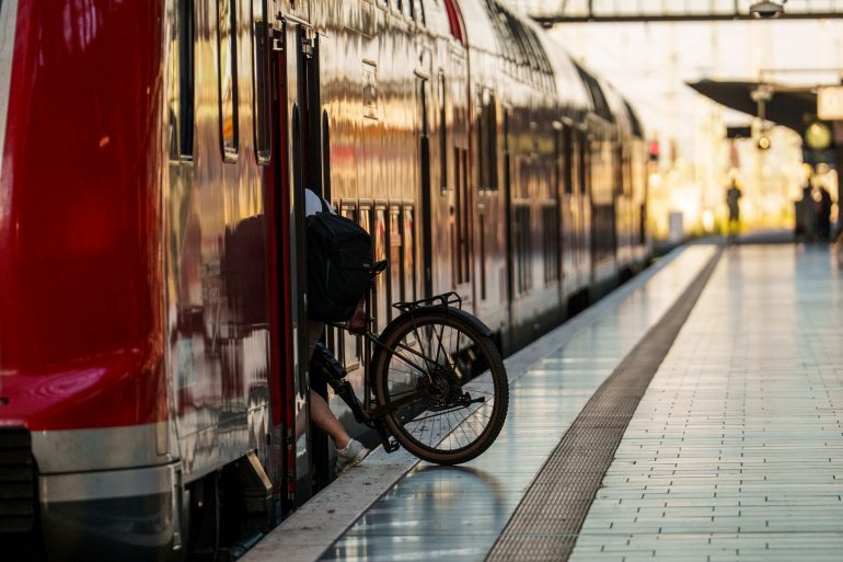 Die Internetseite des Verkehrsunternehmens Nah SH ist derzeit nicht erreichbar. (Symbolfoto)