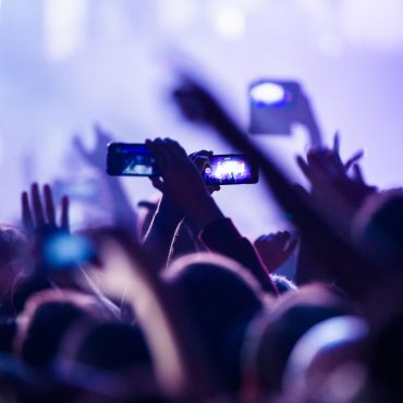 Oftmals würden Fans nicht merken, dass sie sich auf einer Ticketbörse befinden. (Symbolbild)