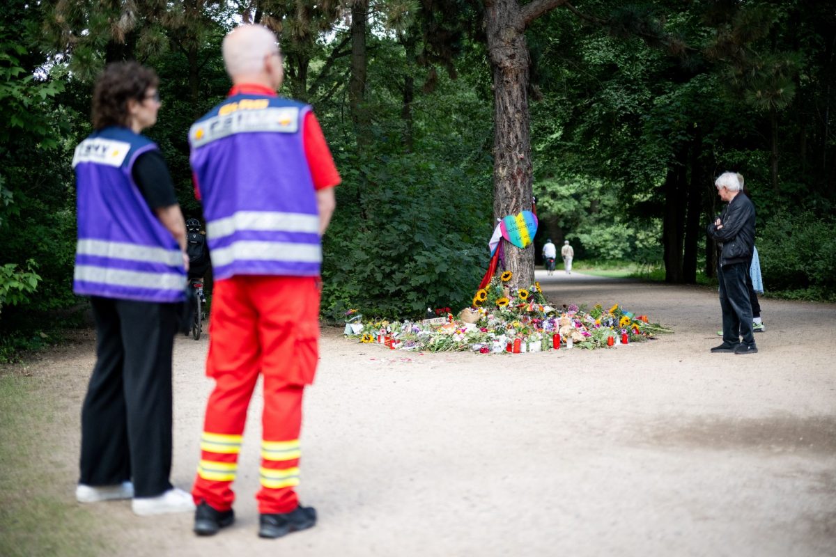 In Hamburg sind nach Angaben der Polizei 19 Extremisten als sogenannte Gefährder eingestuft, fünf davon sind auf freiem Fuß.