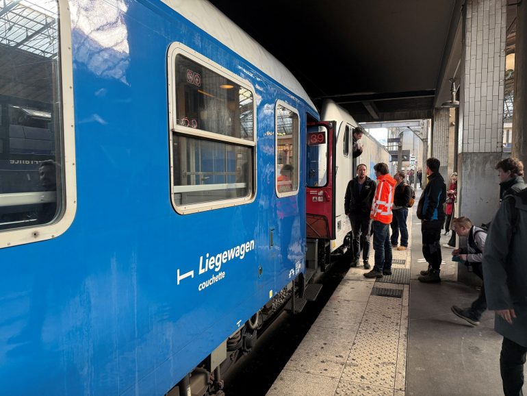 Es gibt ab Montag einen neuen Halt des Nachtzugs zwischen Paris und Berlin in Hamburg. (Archivbild)