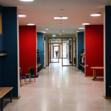 In Hamburg werden Schulen immer wieder Ziel von Einbrüchen und Vandalismus. (Archivbild)