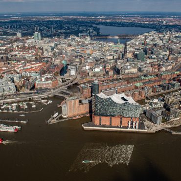 Die Stadt Hamburg hat auch im vergangenen Jahr mehr Flächen ge- als verkauft. (Archivbild)