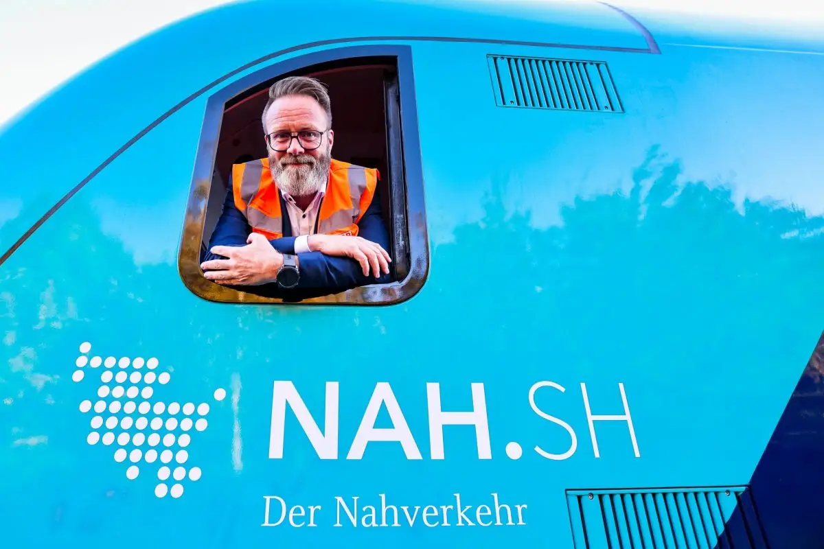 «Hier erwarten wir, dass der Bund die Mehrkosten der Länder kompensiert», sagte Verkehrsminister Claus Ruhe Madsen (CDU). (Archivbild)