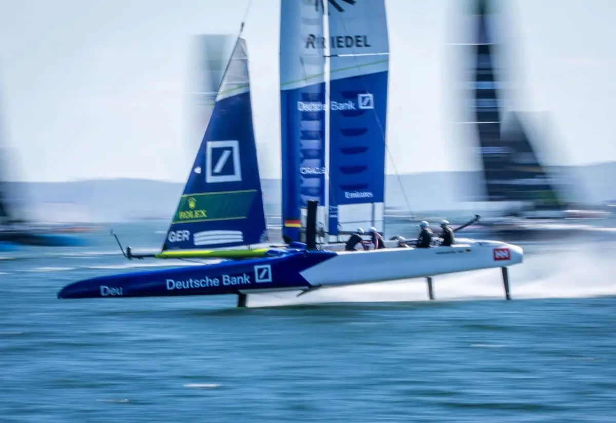 Der F50-Katamaran des deutschen Teams beim SailGP. (Archivbild)