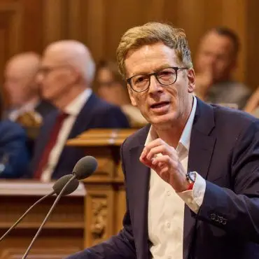 Der Vorsitzende der SPD-Bürgerschaftsfraktion Dirk Kienscherf ist für ein AfD-Verbot. (Archivbild)