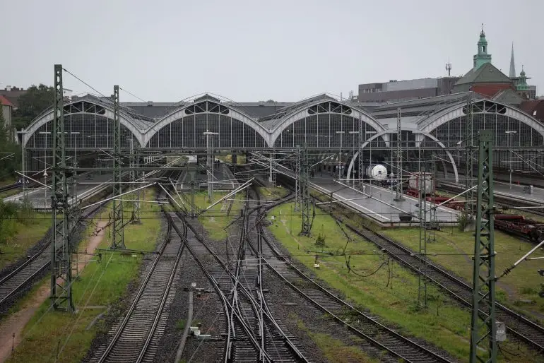 Am Wochenende fährt kein Zug am Lübecker Hauptbahnhof. (Archivbild)