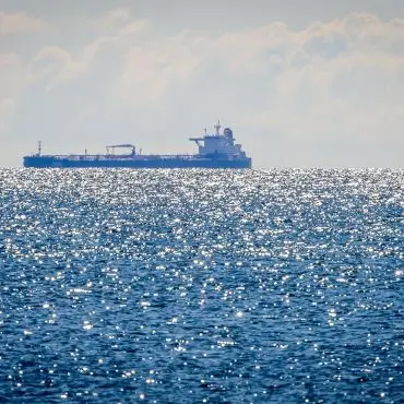 Der Tanker «Eventin» liegt seit eineinhalb Jahren vor der Insel Rügen. (Archivbild)