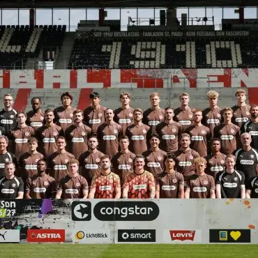 Neuanfang in Liga 2: Die Mannschaft des FC St. Pauli. (Archivbild)