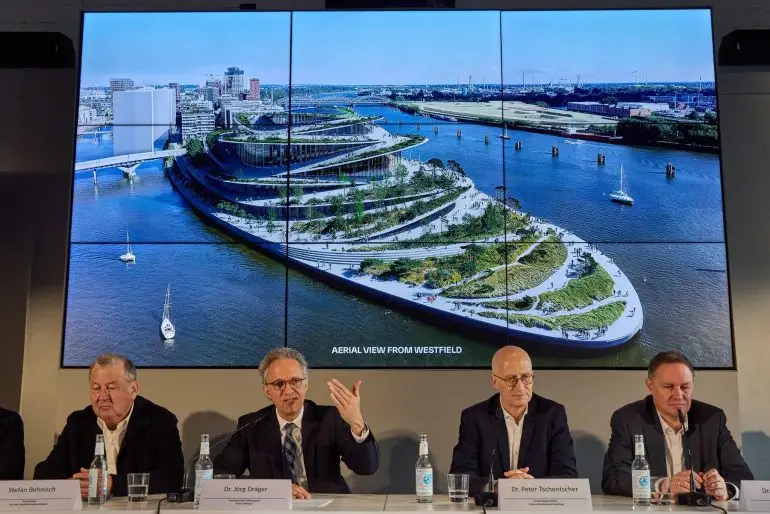 Die neue Hamburger Oper soll trotz des Kühne-Todes gebaut werden. (Archivbild)