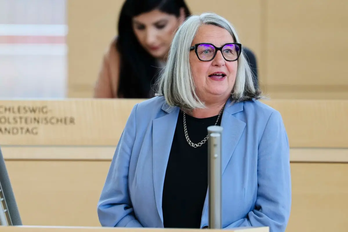 Bildungsministerin Dorit Stenke (CDU) spricht von der größten Investition in die Schulen seit Jahrzehnten. (Archivbild)