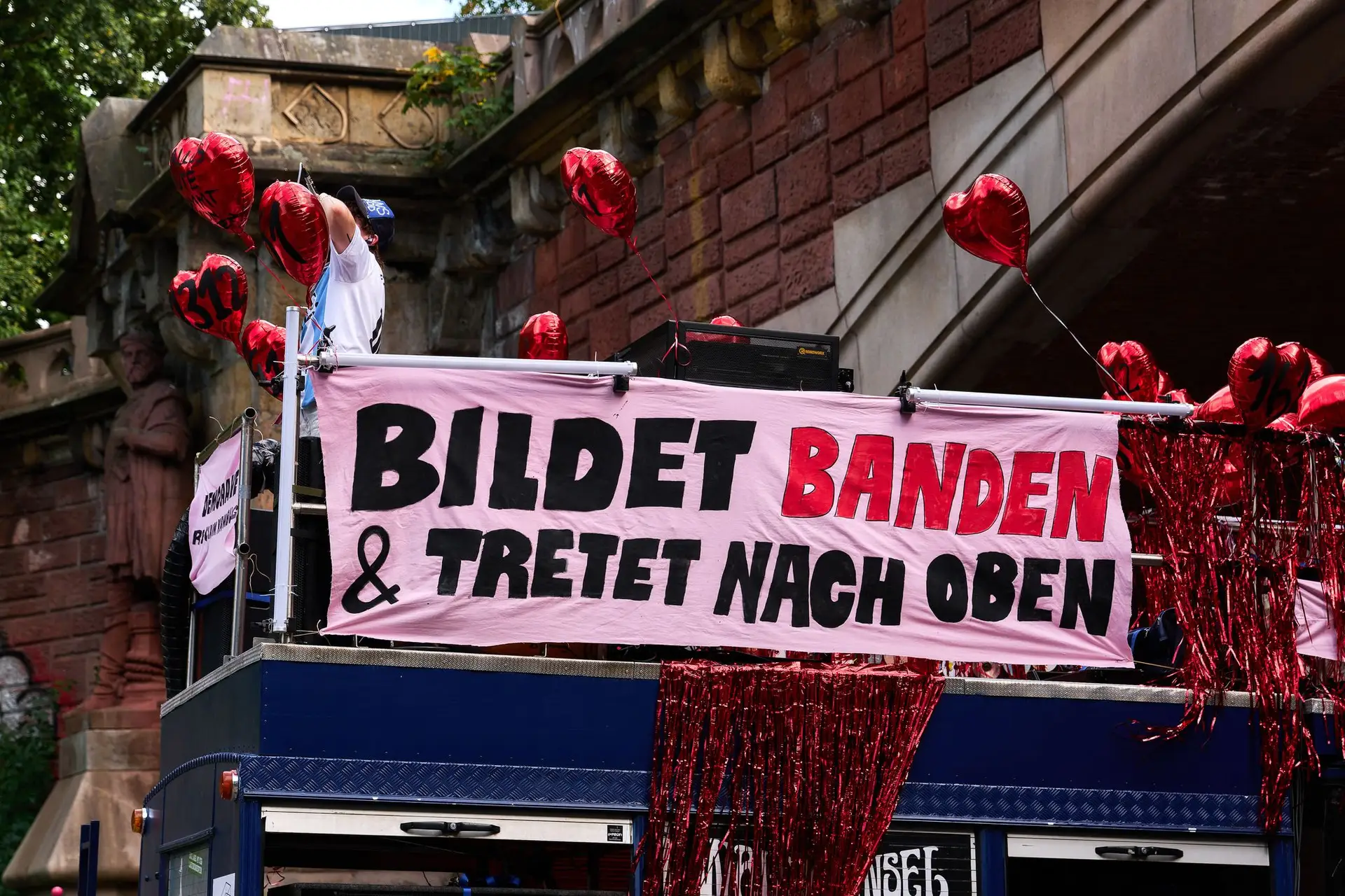 Hintergrund