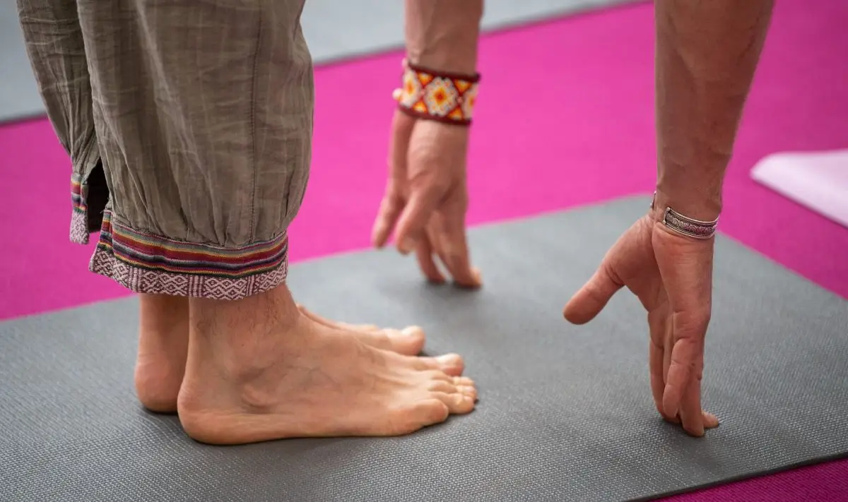 Nach sechs Jahren Pause findet das Free Open Air Yoga wieder auf den Spielbudenplatz auf der Reeperbahn statt. (Symbolbild)