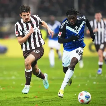 HSV-Profi Fabio Baldé (r) verlässt den Club. (Archivbild)