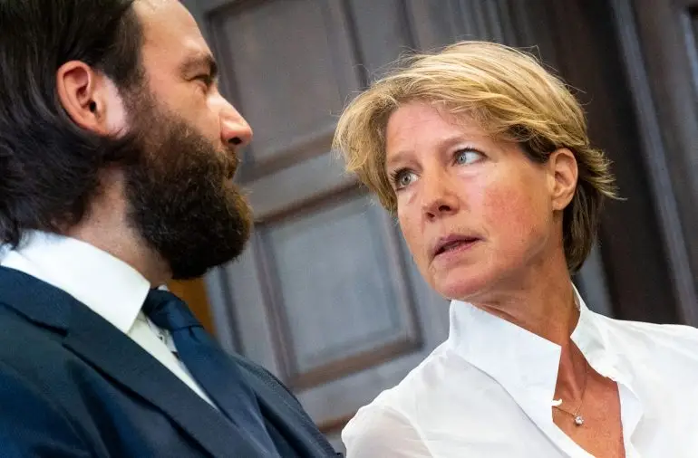 Ingo Bott ist der Verteidiger von Christina Block.