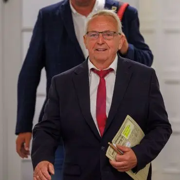 Der Umweltminister von Mecklenburg-Vorpommern, Till Backhaus (SPD), erklärte sich vor dem Agrarausschuss des Landtags.