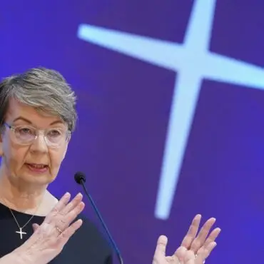 Kristina Kühnbaum-Schmidt, Landesbischöfin der Evangelisch-Lutherischen Kirche in Norddeutschland, geht vorzeitig in Ruhestand. (Archivbild)