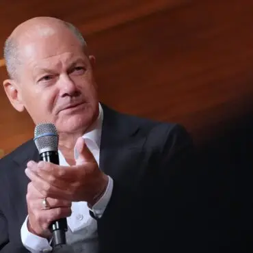 Der frühere Bundeskanzler und Hamburger Bürgermeister Olaf Scholz (SPD) setzt auf Zuversicht.