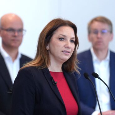 Innenministerin Magdalena Finke (CDU) kündigt ein neues Lagebild zum Schutz kritischer Infrastruktur an.