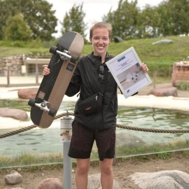 1.100 Kilometer und mehr als 1.700 Euro für die Seehundstation in Friedrichskoog. Mia Djuric ist mit ihrem Skateboard von Oslo zur Seehundstation gerollt - auch, um Spenden zu sammeln.