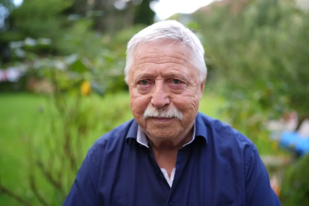 Wolf Biermann wird 90 Jahre alt. Nun soll es eine besondere Ehre für ihn geben, findet ein namhafter Berliner Kulturkenner.
