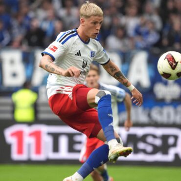 HSV-Sorgenfall: der verletzte Albert Grönbæk. (Archivbild)
