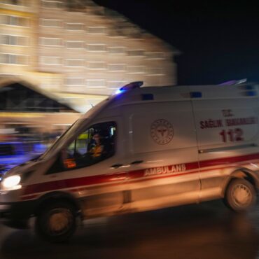 Eine deutsche Urlauberin ist in der Türkei nach tagelangem Erbrechen im Krankenhaus gestorben. (Archivbild)