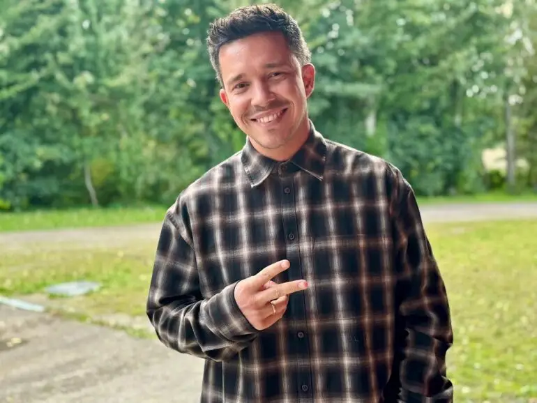 Nico Santos beim Secret Concert in der Nationalparkhalle auf Föhr