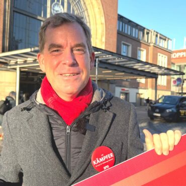 «Ein Nahverkehrsplan muss Verbindlichkeit schaffen und Fortschritt überprüfbar machen», sagte SPD-Spitzenkandidat Ulf Kämpfer. (Archivbild)