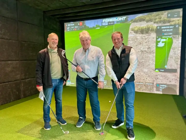Neue IndoorGolf-Föhr Simulator-Anlage im Greenpark in Wyk auf Föhr