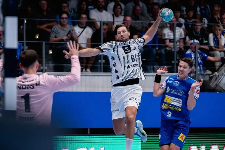 Harald Reinkind und der THW Kiel bestritten ihr Pokalspiel gegen den TV Hüttenberg. (Archivbild)