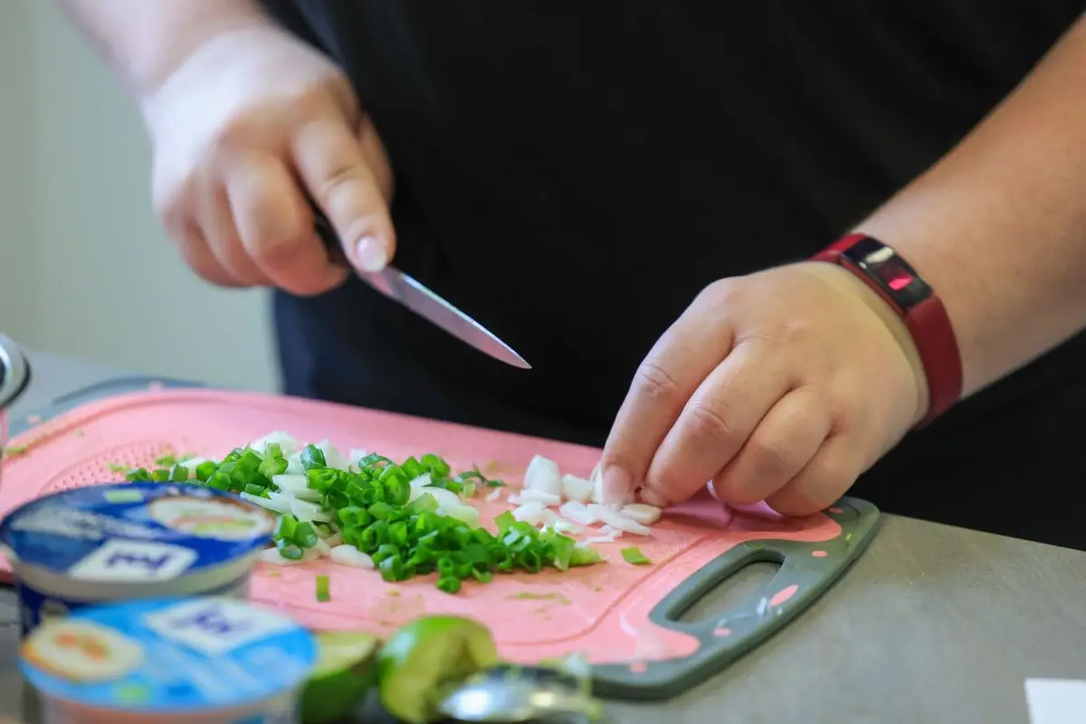 Judith Pape-Greif forscht zu übergewichtigen Eltern. Ein Thema: Die Ernährung. (Symbolbild)