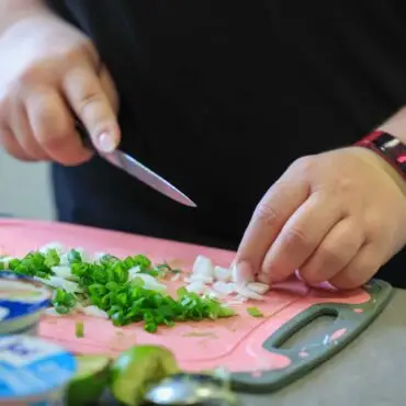 Judith Pape-Greif forscht zu übergewichtigen Eltern. Ein Thema: Die Ernährung. (Symbolbild)