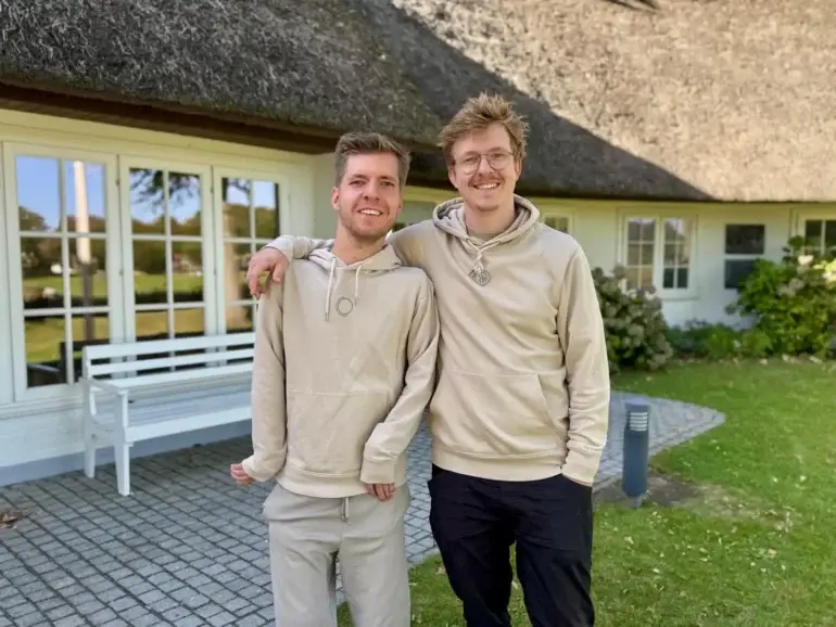 Lovis Wiefelspütz und Alexander Kellner bei Föhr erLesen 2026 im Haus des Gastes in Nieblum