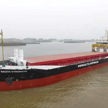 Die neue MS INSEL FÖHR der Wyker Dampfschiffs-Reederei, die als BALTIC STRENGTH in Charter geht
