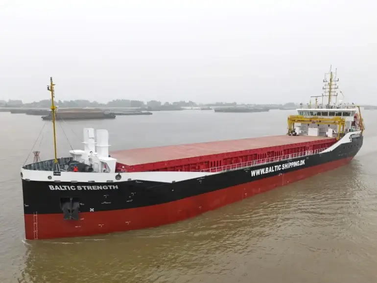 Die neue MS INSEL FÖHR der Wyker Dampfschiffs-Reederei, die als BALTIC STRENGTH in Charter geht